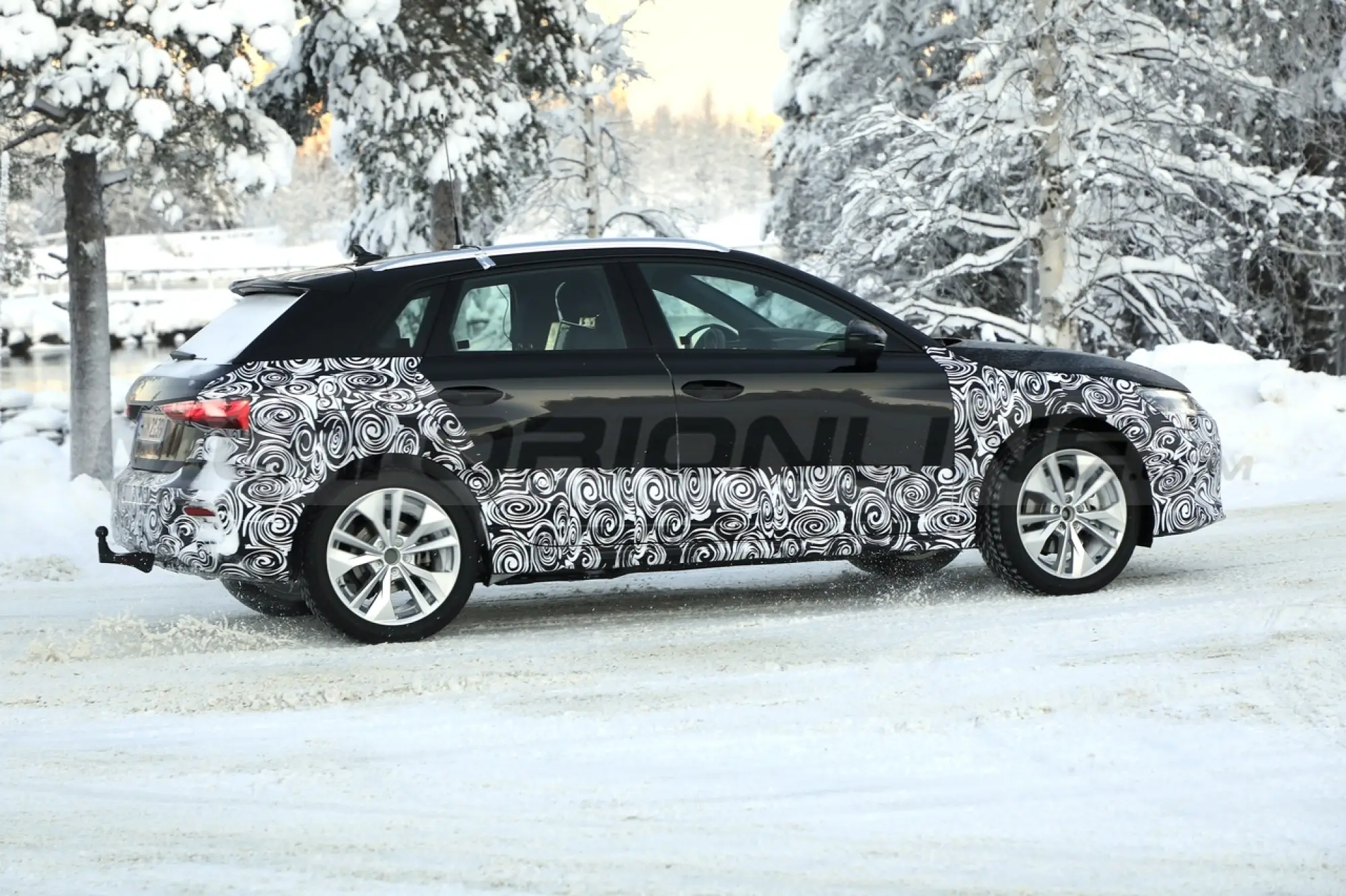 Audi A3 Allroad - Foto Spia 14-12-2021 - 4