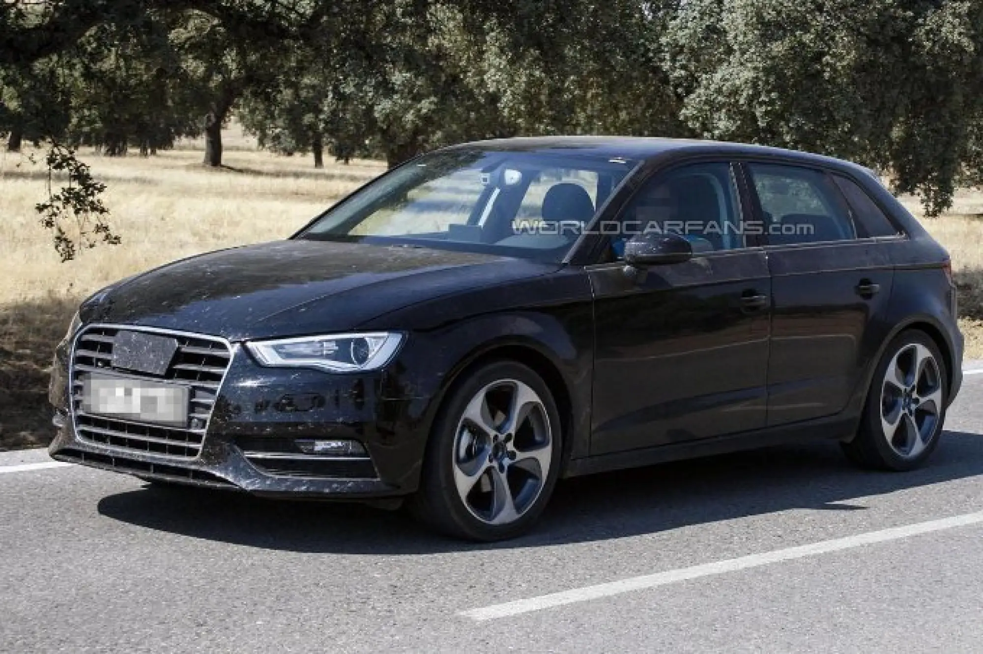 Audi A3 Sportback foto spia - 1