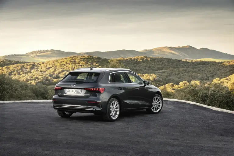 Audi A3 Sportback Mild-Hybrid  - 18