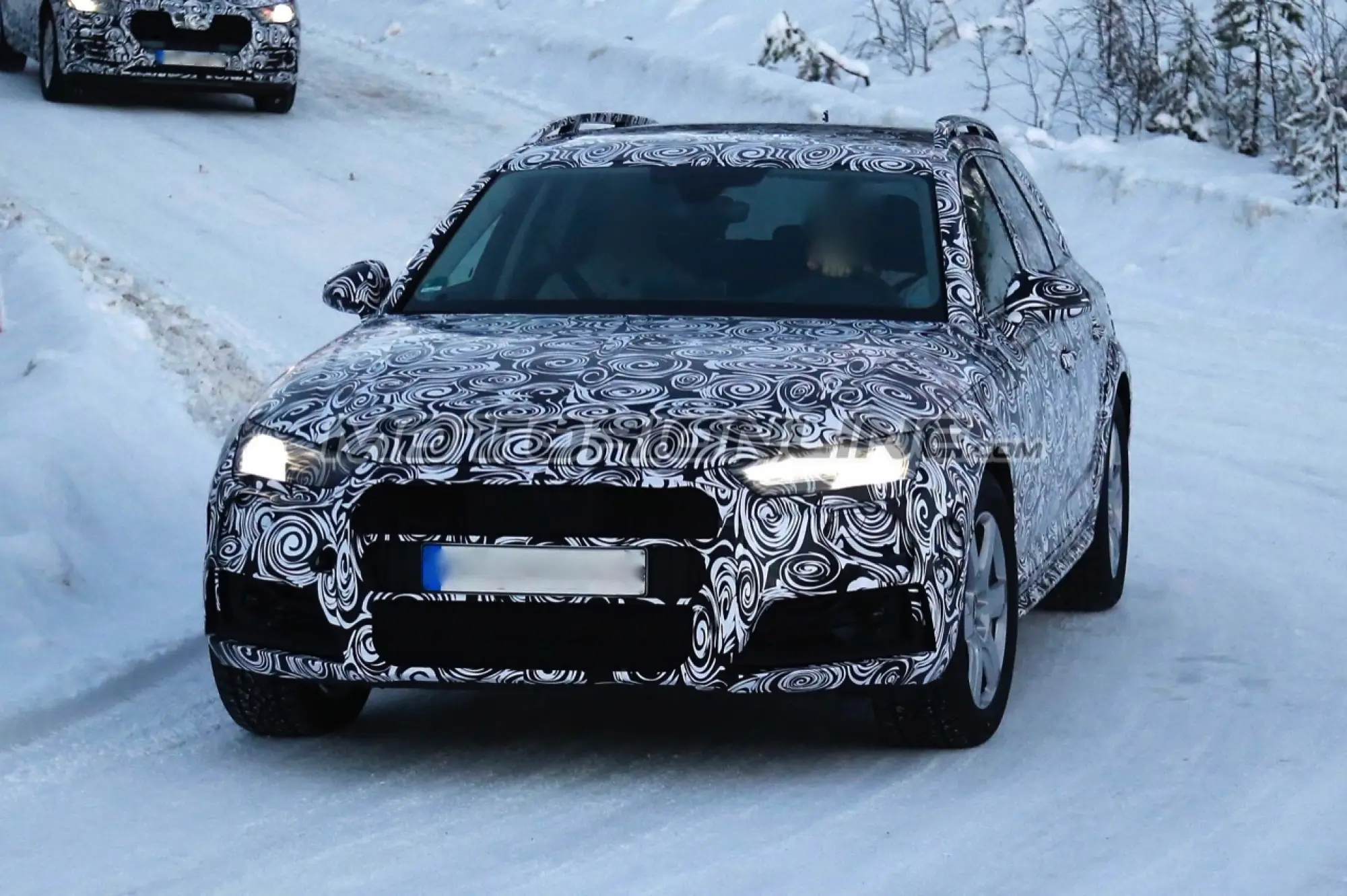 Audi A4 Allroad MY 2016 - Foto spia 14-12-2015 - 2