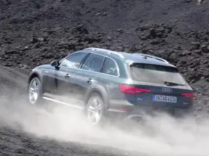 Audi A4 allroad quattro 2016