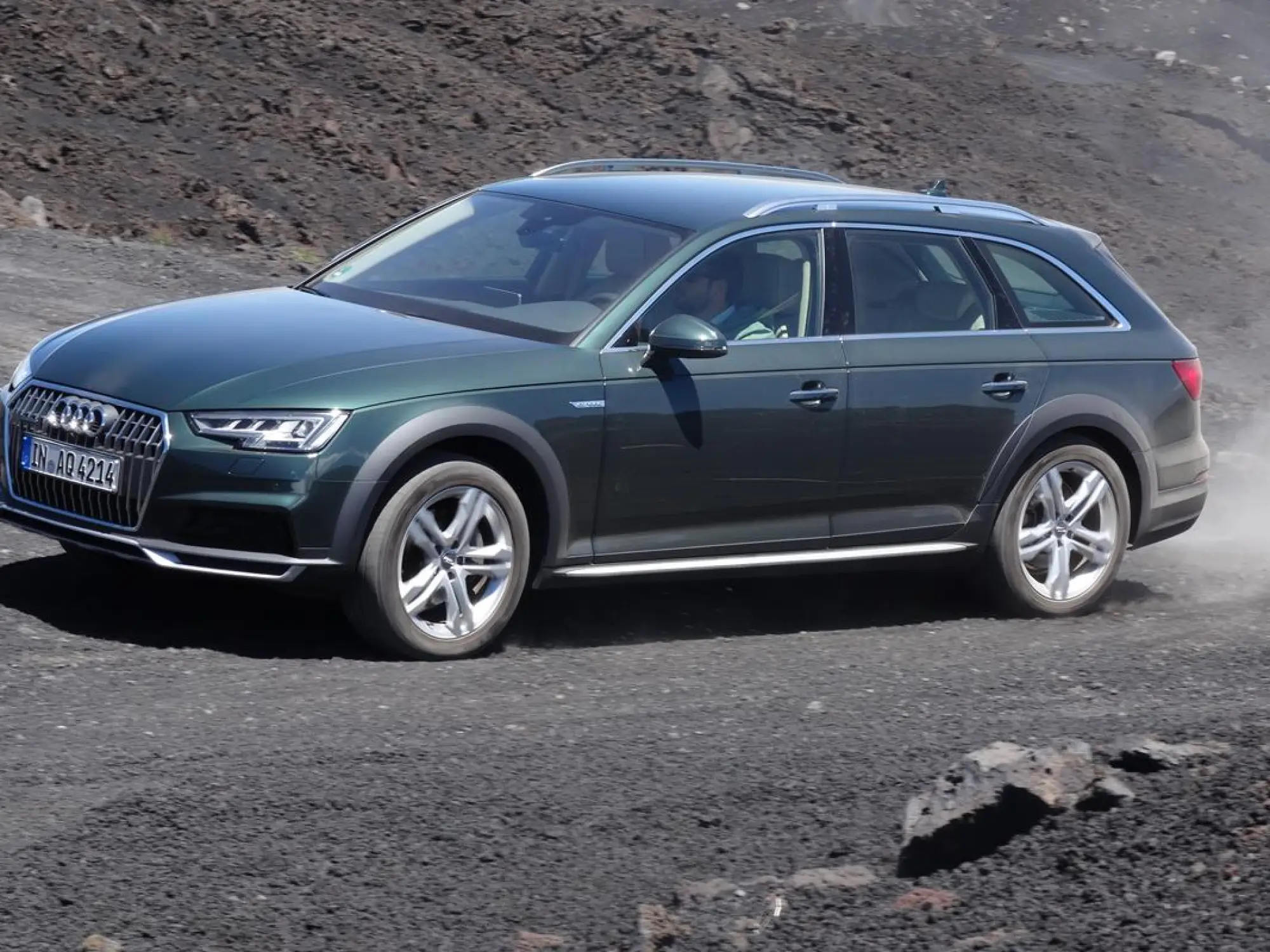 Audi A4 allroad quattro 2016 - 24