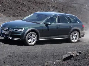 Audi A4 allroad quattro 2016