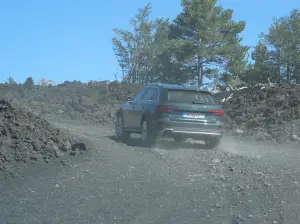 Audi A4 allroad quattro 2016