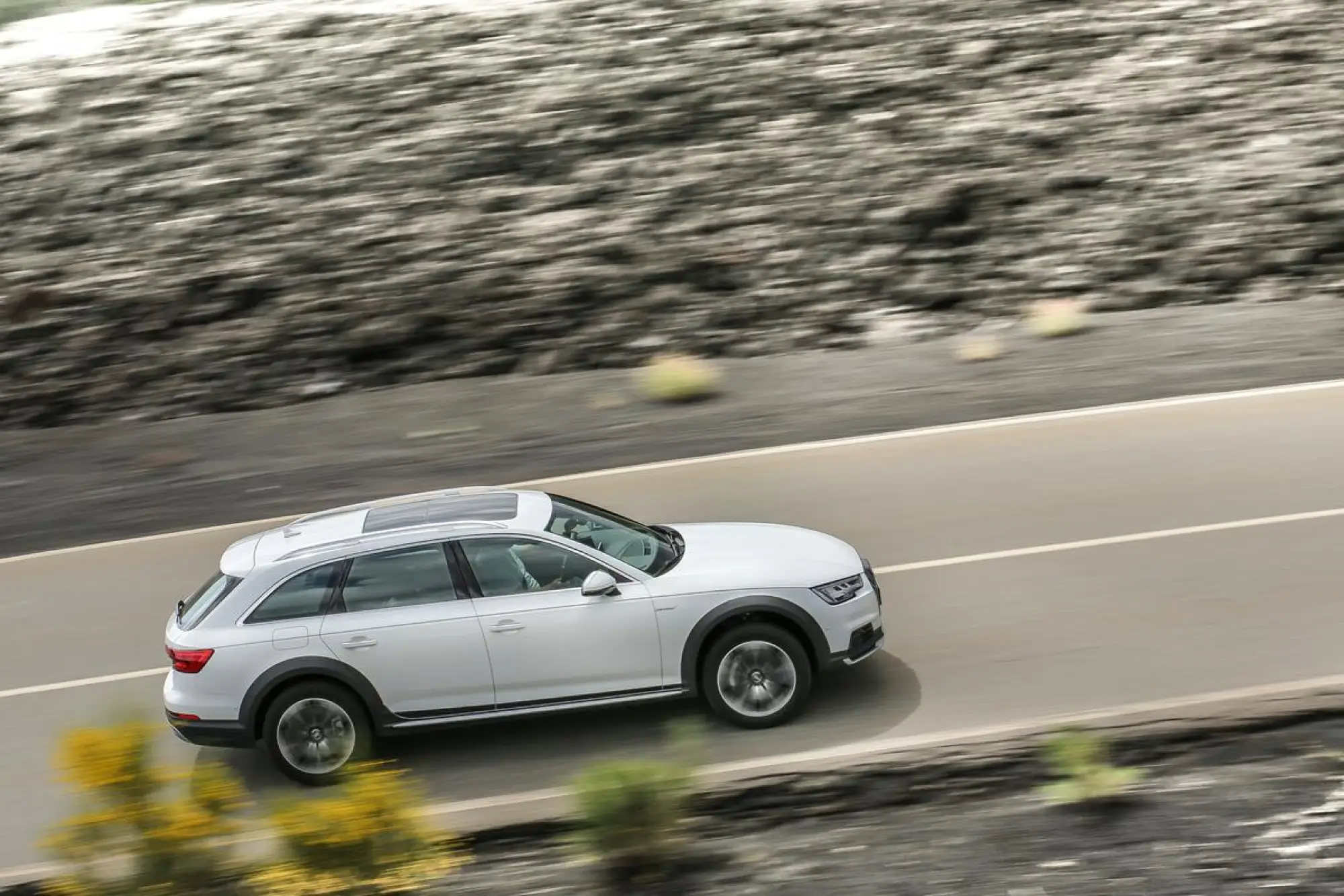 Audi A4 allroad quattro 2016 - 37