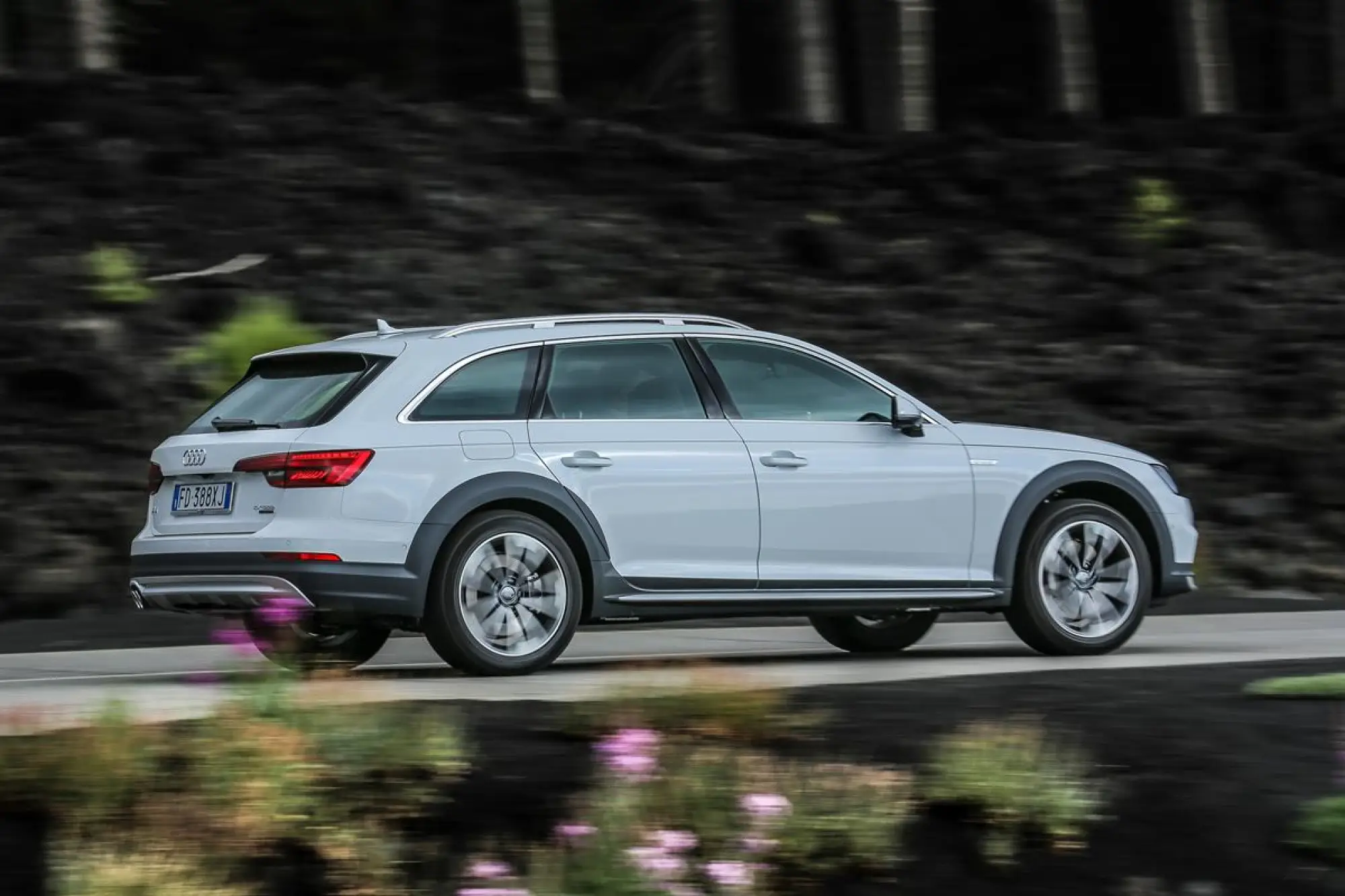 Audi A4 allroad quattro 2016 - 44