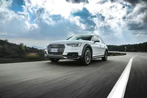 Audi A4 allroad quattro 2016