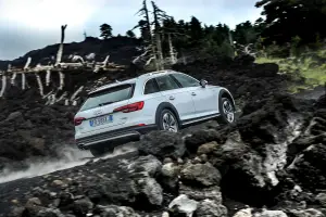 Audi A4 allroad quattro 2016