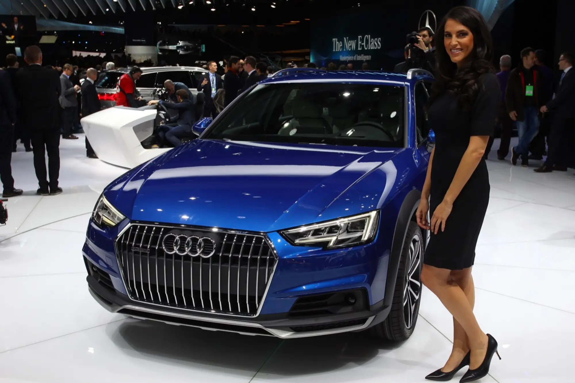 Audi A4 Allroad Quattro - Salone di Detroit 2016 - 9