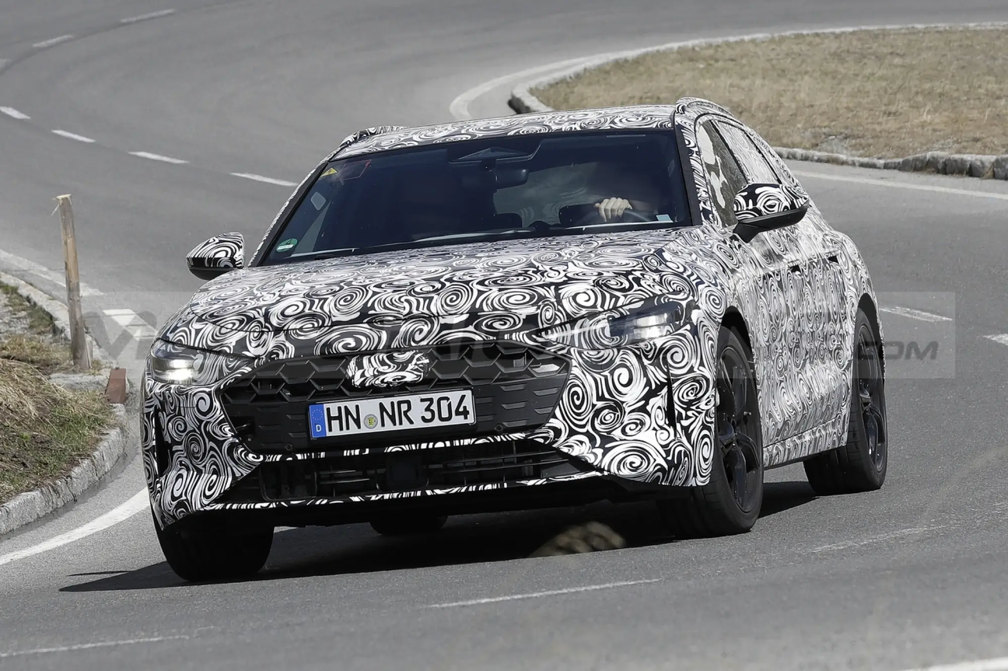 Audi A4 Avant 2023 - Foto Spia 25-05-2022 - 5