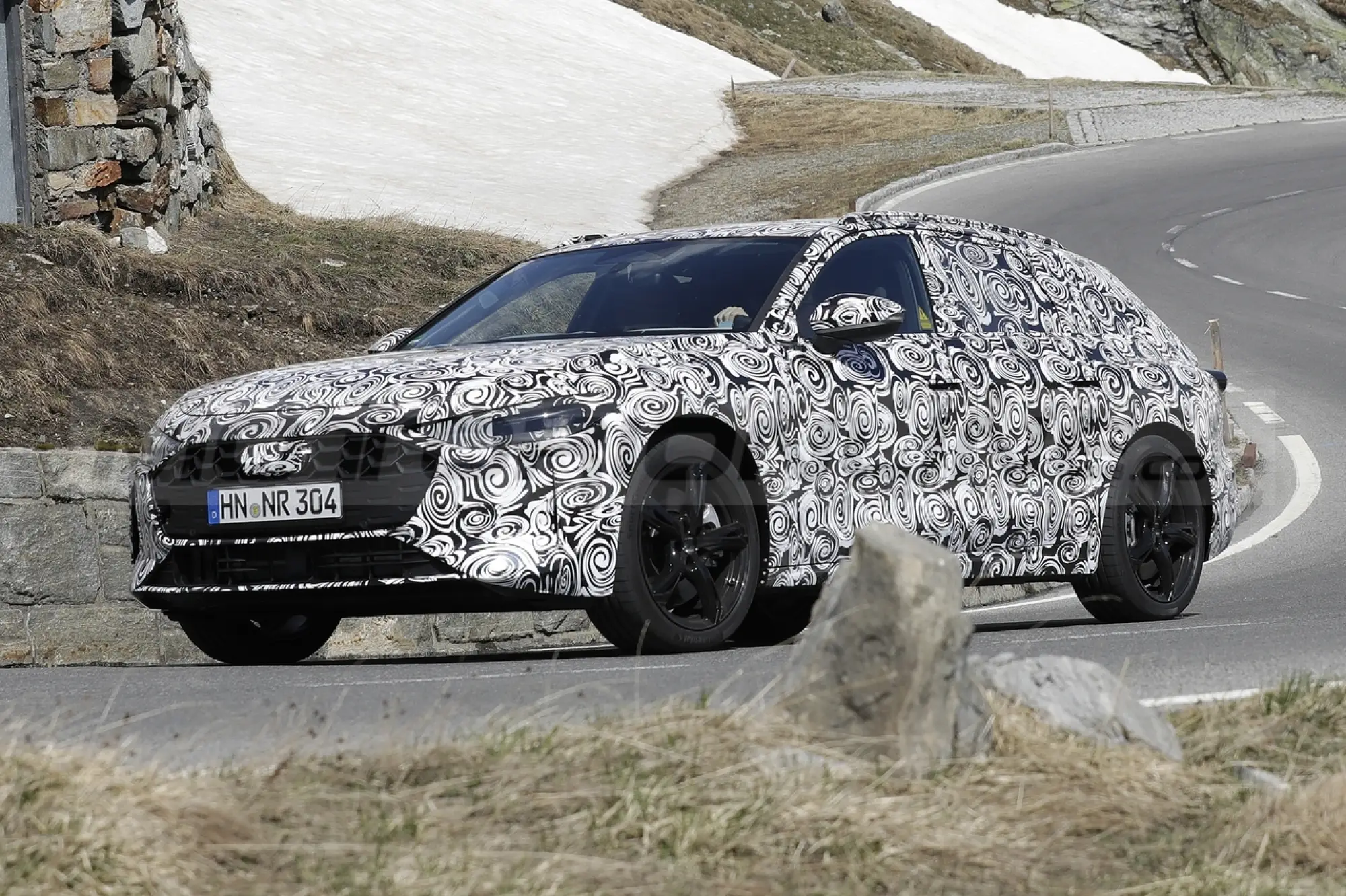 Audi A4 Avant 2023 - Foto Spia 25-05-2022 - 12