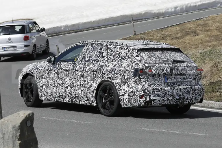 Audi A4 Avant 2023 - Foto Spia 25-05-2022 - 2