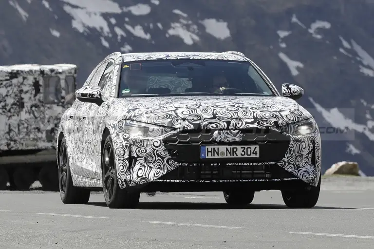 Audi A4 Avant 2023 - Foto Spia 25-05-2022 - 21