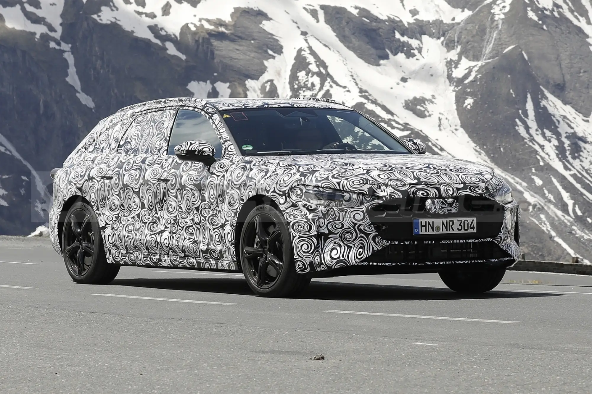 Audi A4 Avant 2023 - Foto Spia 25-05-2022 - 14