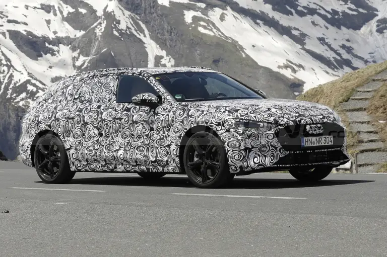 Audi A4 Avant 2023 - Foto Spia 25-05-2022 - 16