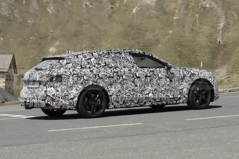 Audi A4 Avant 2023 - Foto Spia 25-05-2022 - 18