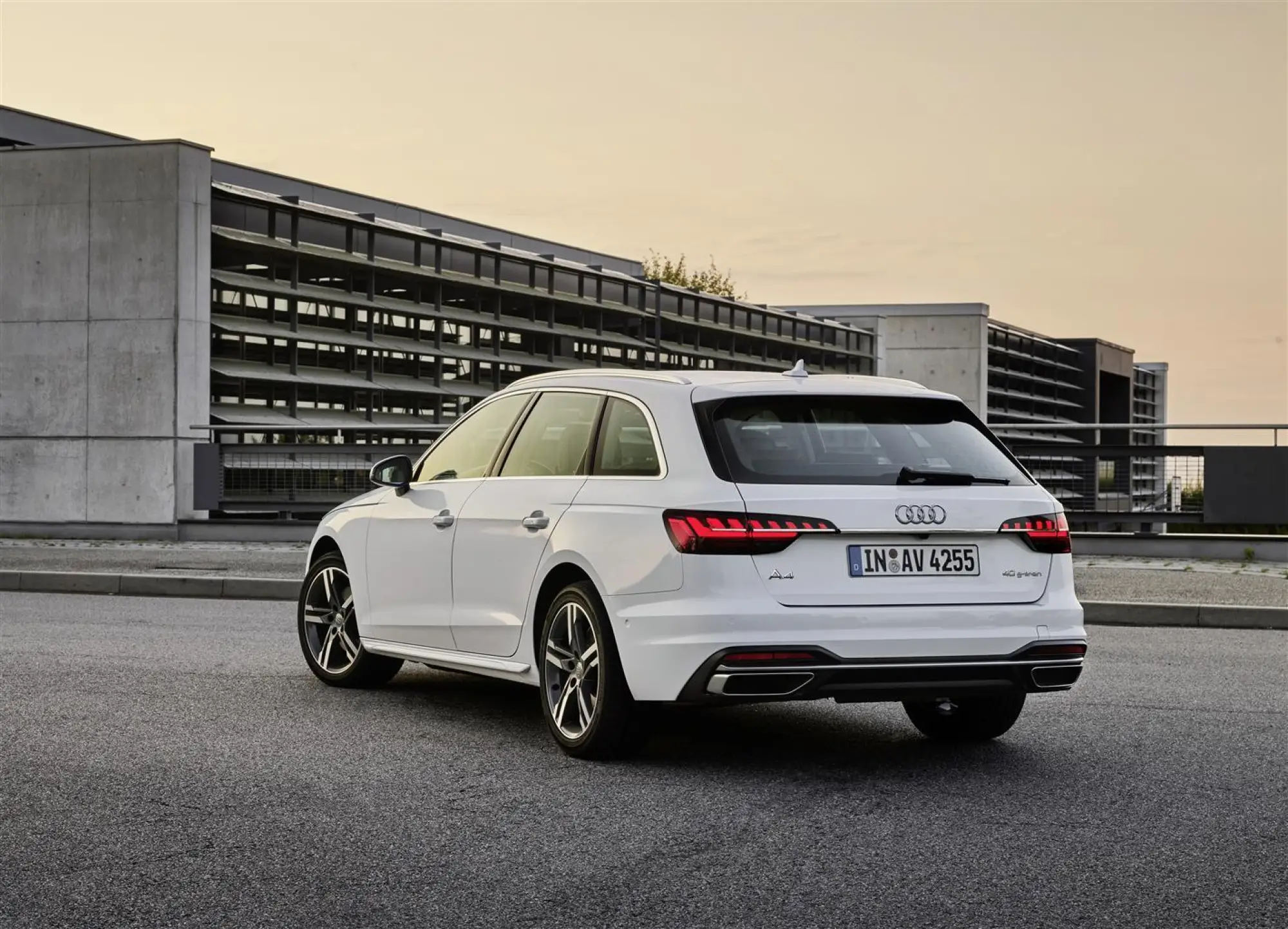 Audi A4 Avant e A5 Sportback g-tron - 3