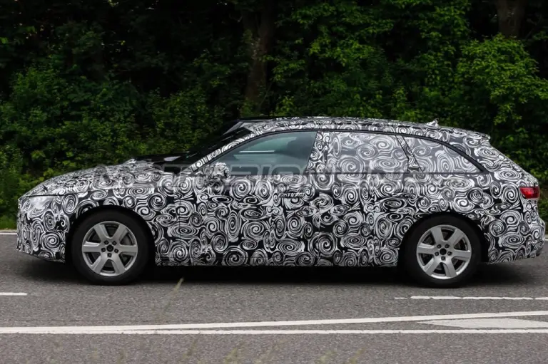Audi A4 Avant MY 2017 - Foto spia 08-06-2015 - 5