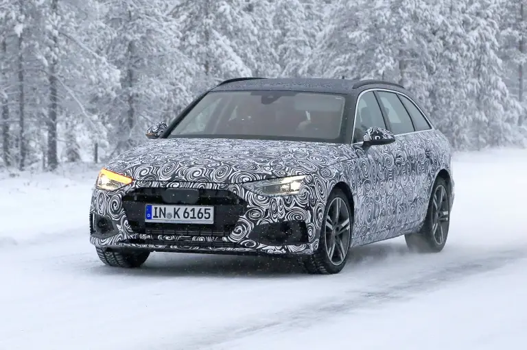 Audi A4 Avant MY 2020 foto spia 10 dicembre 2018 - 3