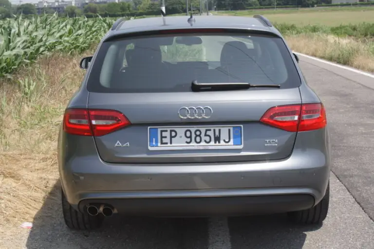Audi A4 Avant Quattro: prova su strada - 11