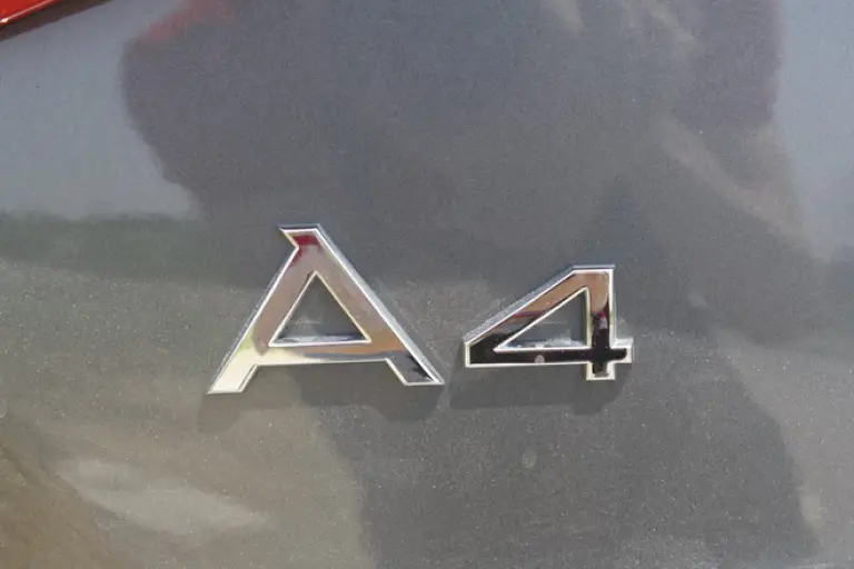 Audi A4 Avant Quattro: prova su strada - 12