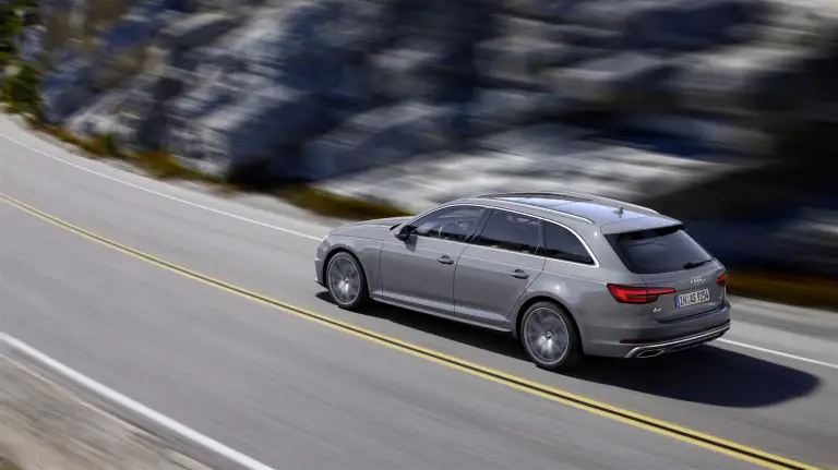 Audi A4 MY 2019  - 21