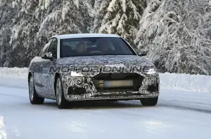 Audi A4 MY 2020 foto spia 12 dicembre 2018