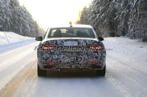 Audi A4 MY 2020 foto spia 12 dicembre 2018