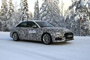Audi A4 MY 2020 foto spia 12 dicembre 2018