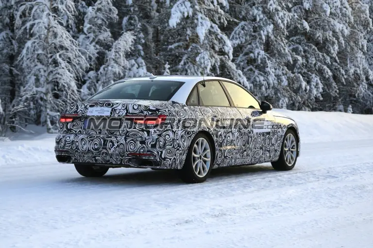 Audi A4 MY 2020 foto spia 12 dicembre 2018 - 9