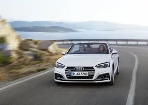 Audi A5 e S5 Cabriolet MY 2018 - nuova galleria - 18