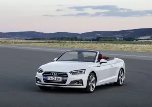 Audi A5 e S5 Cabriolet MY 2018 - nuova galleria - 25