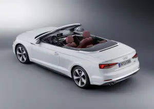 Audi A5 e S5 Cabriolet MY 2018 - nuova galleria - 28