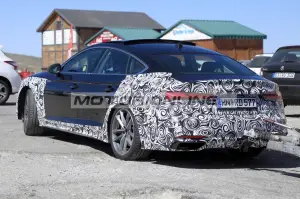 Audi A5 Sportback facelift - Foto spia 26-6-2019 - 7