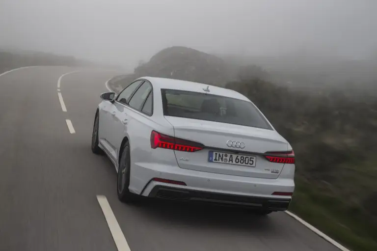 Audi A6 2018 - test drive - 14