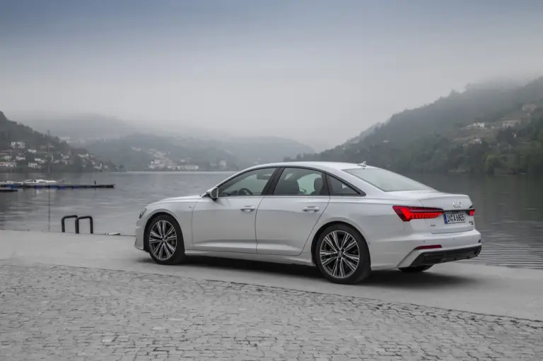 Audi A6 2018 - test drive - 21