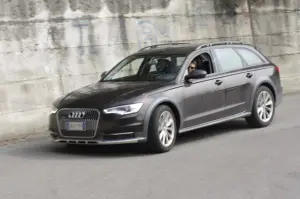 Audi A6 Allroad: prova su strada - 37