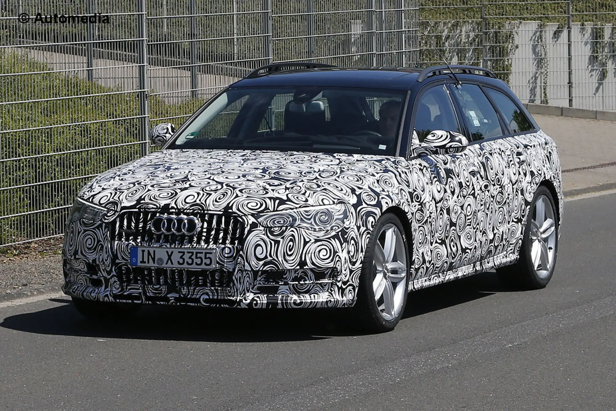 Audi A6 Allroad Quattro 2015 - Foto spia 21-05-2014 - 1
