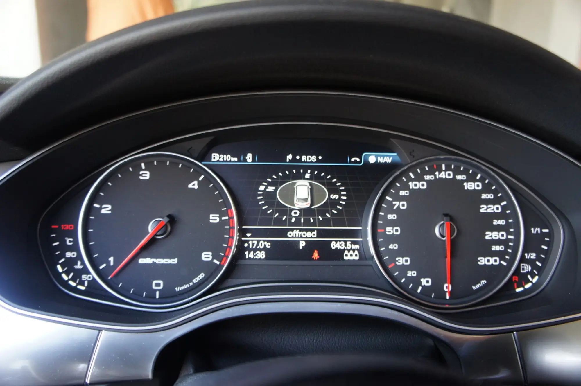 Audi A6 Allroad Quattro 204 CV - Primo contatto - 33