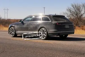 Audi A6 Avant 2012 foto spia - 4