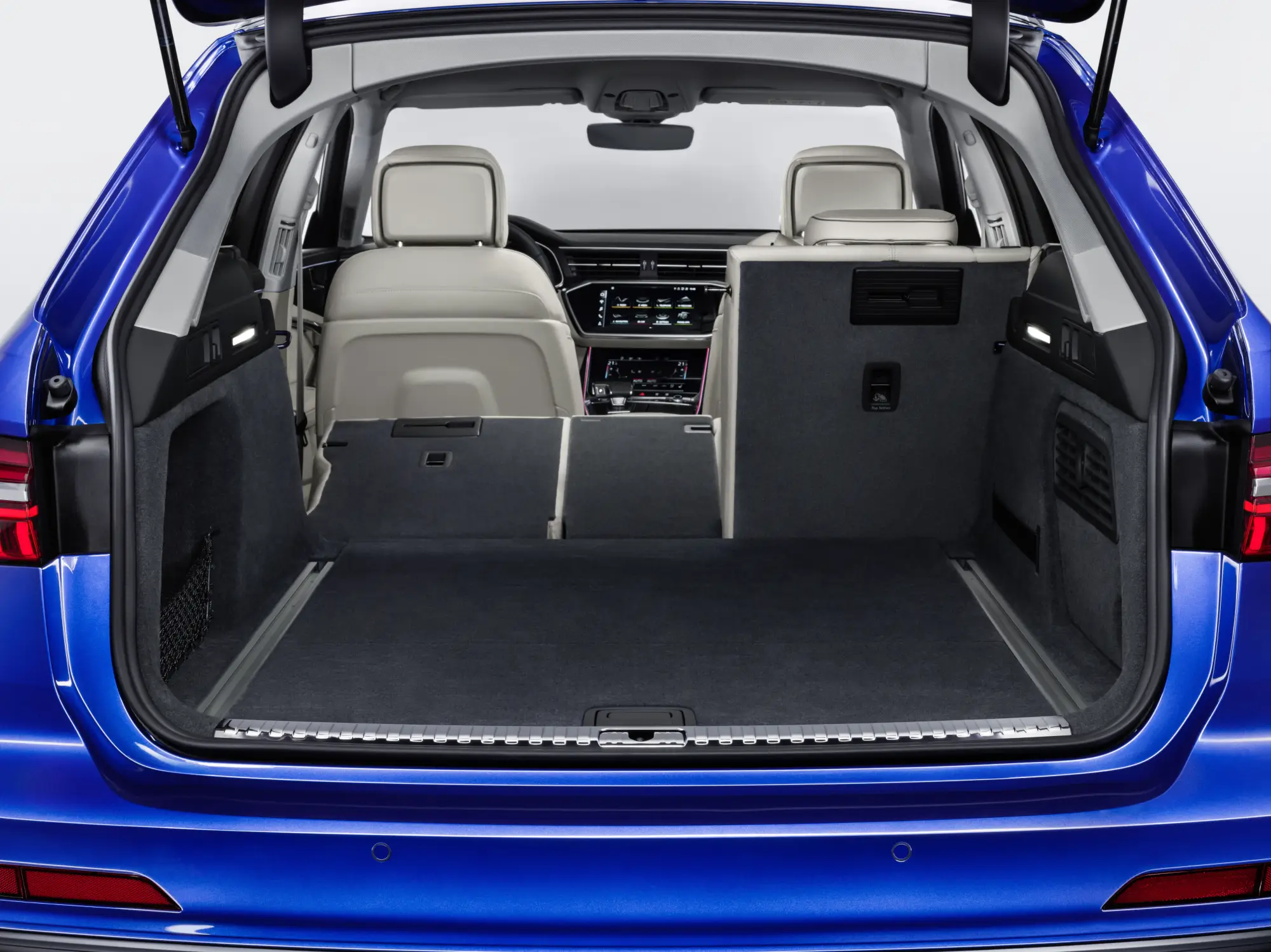 Audi A6 Avant 2018 - 27