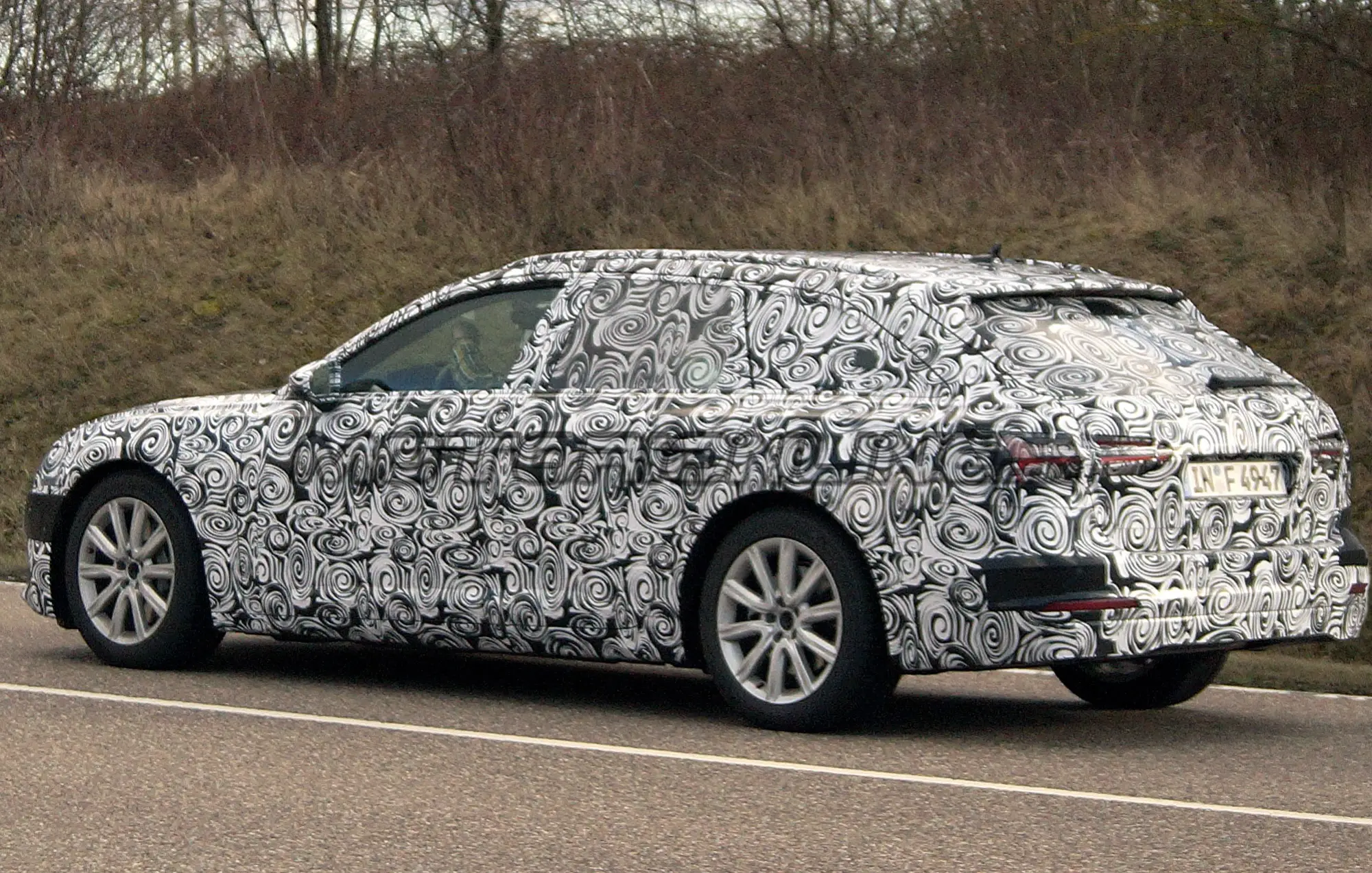 Audi A6 Avant MY 2019 - Foto spia 23-01-2018 - 4