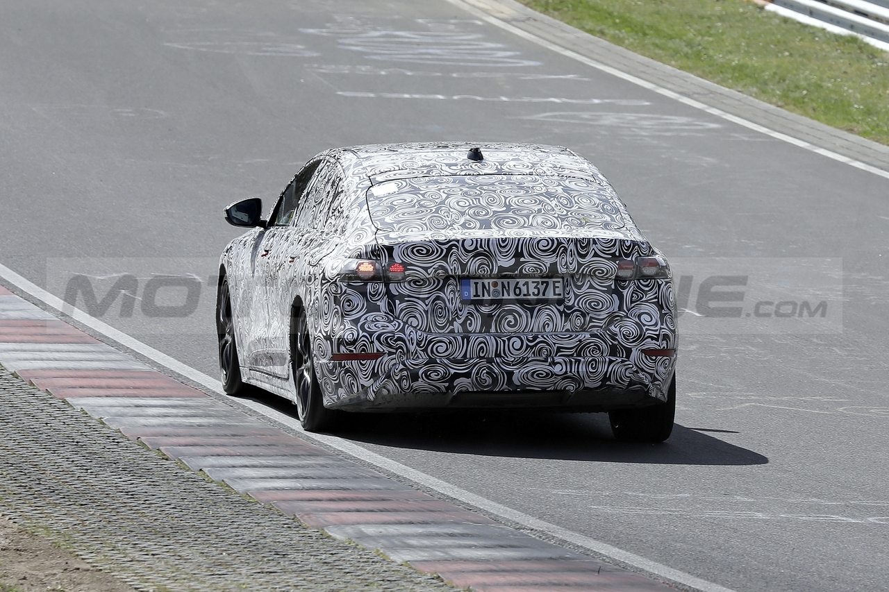Audi A6 e-tron - Foto Spia 12-04-2022