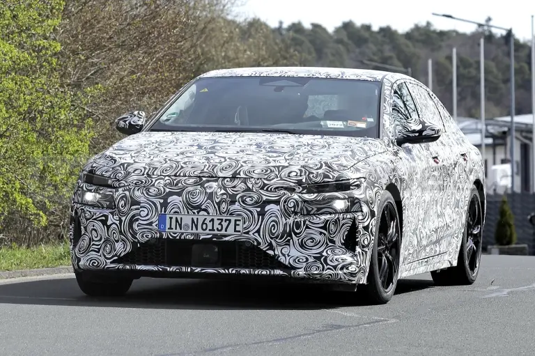 Audi A6 e-tron - Foto Spia 12-04-2022 - 5