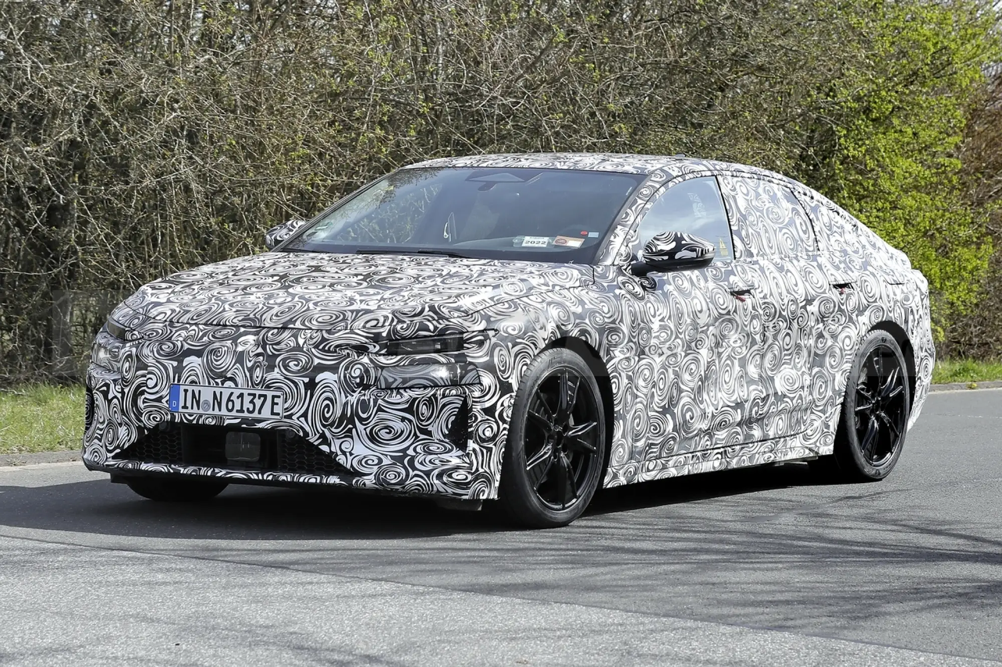 Audi A6 e-tron - Foto Spia 12-04-2022 - 11