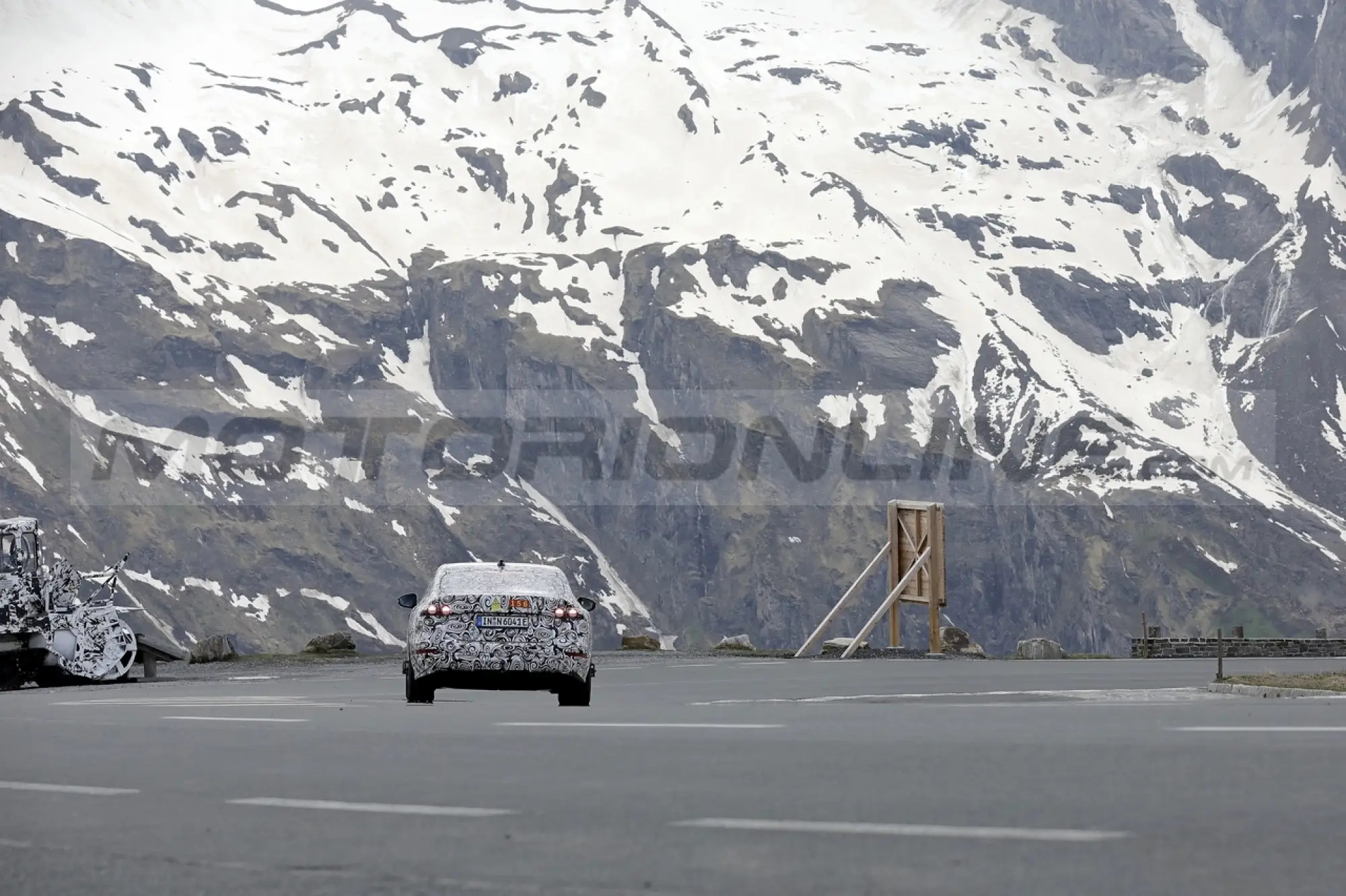 Audi A6 e-tron - Foto Spia 31-05-2022 - 9