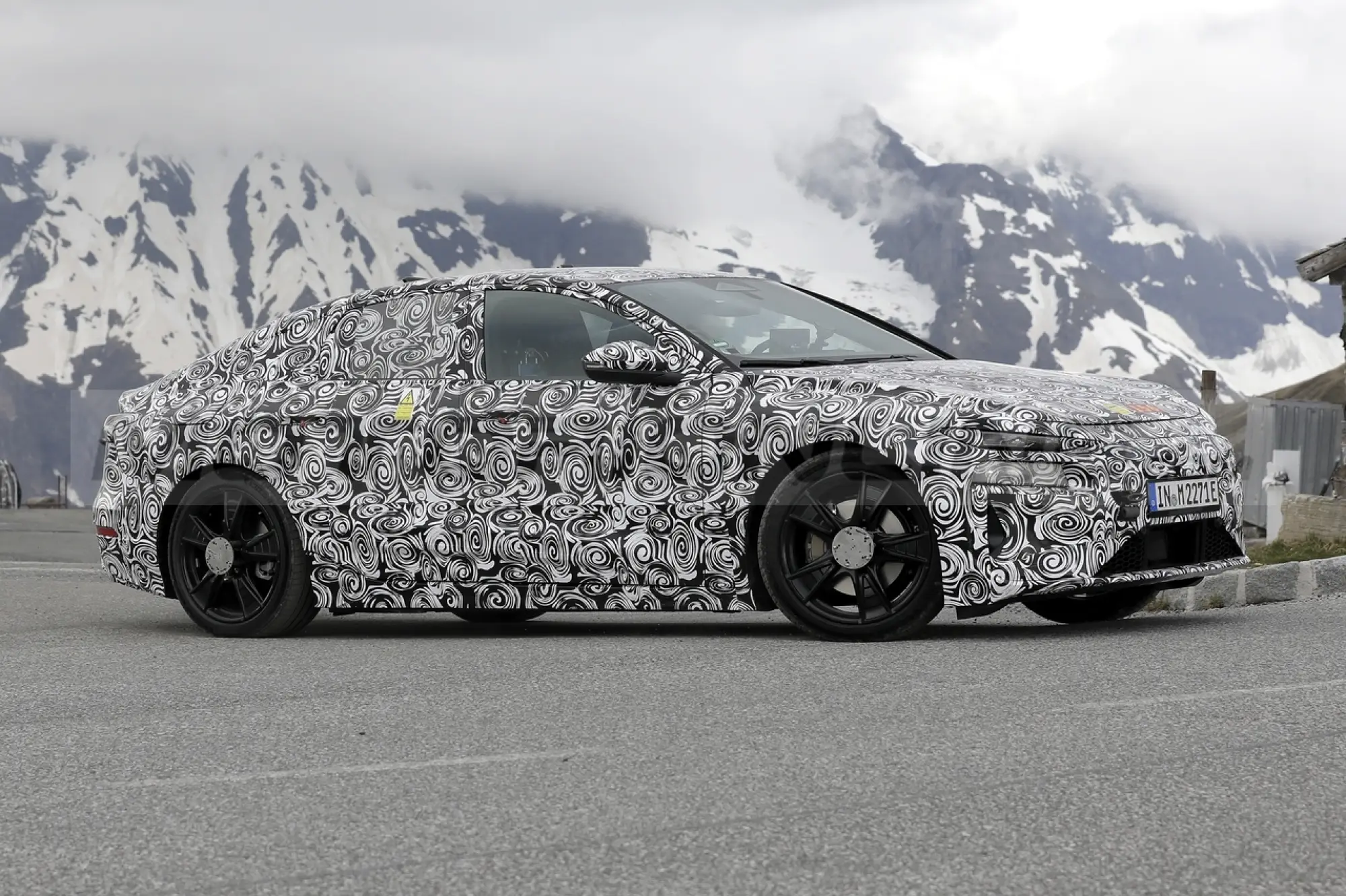 Audi A6 e-tron - Foto Spia 31-05-2022 - 30