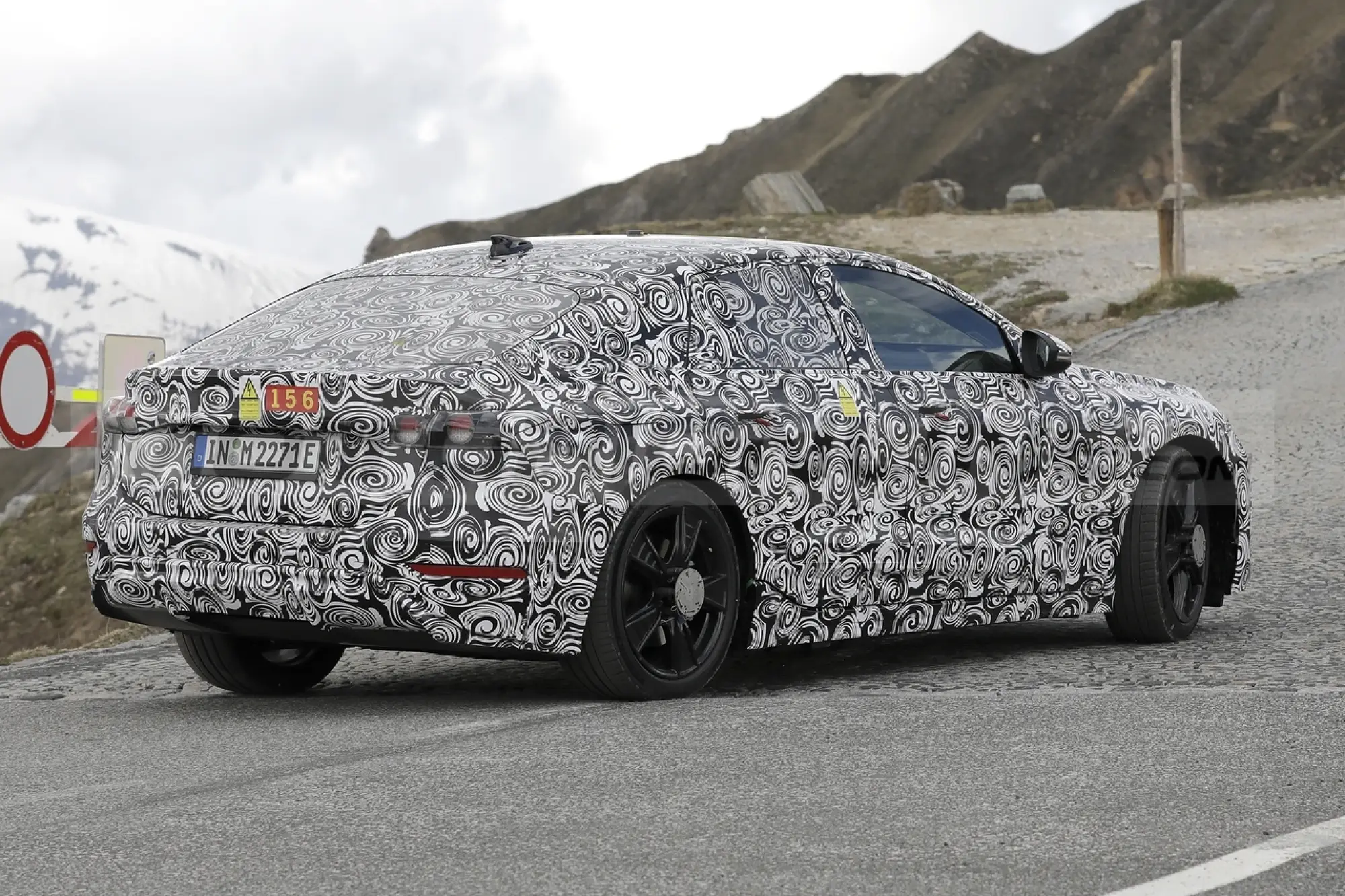 Audi A6 e-tron - Foto Spia 31-05-2022 - 15