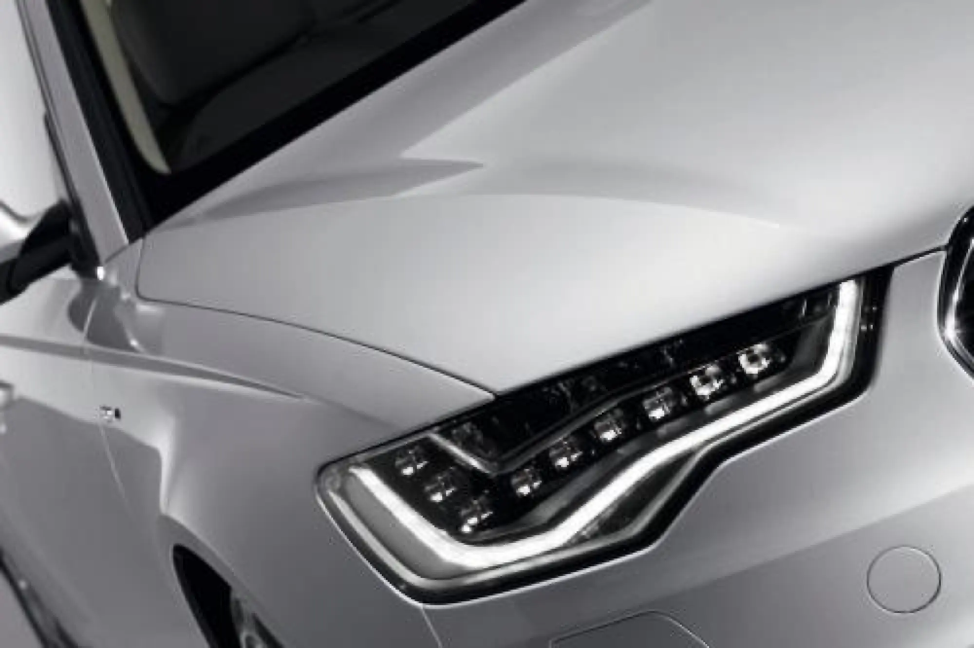 Audi A6 Hybrid - 1