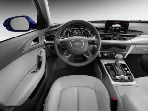 Audi A6 L e-tron - 12